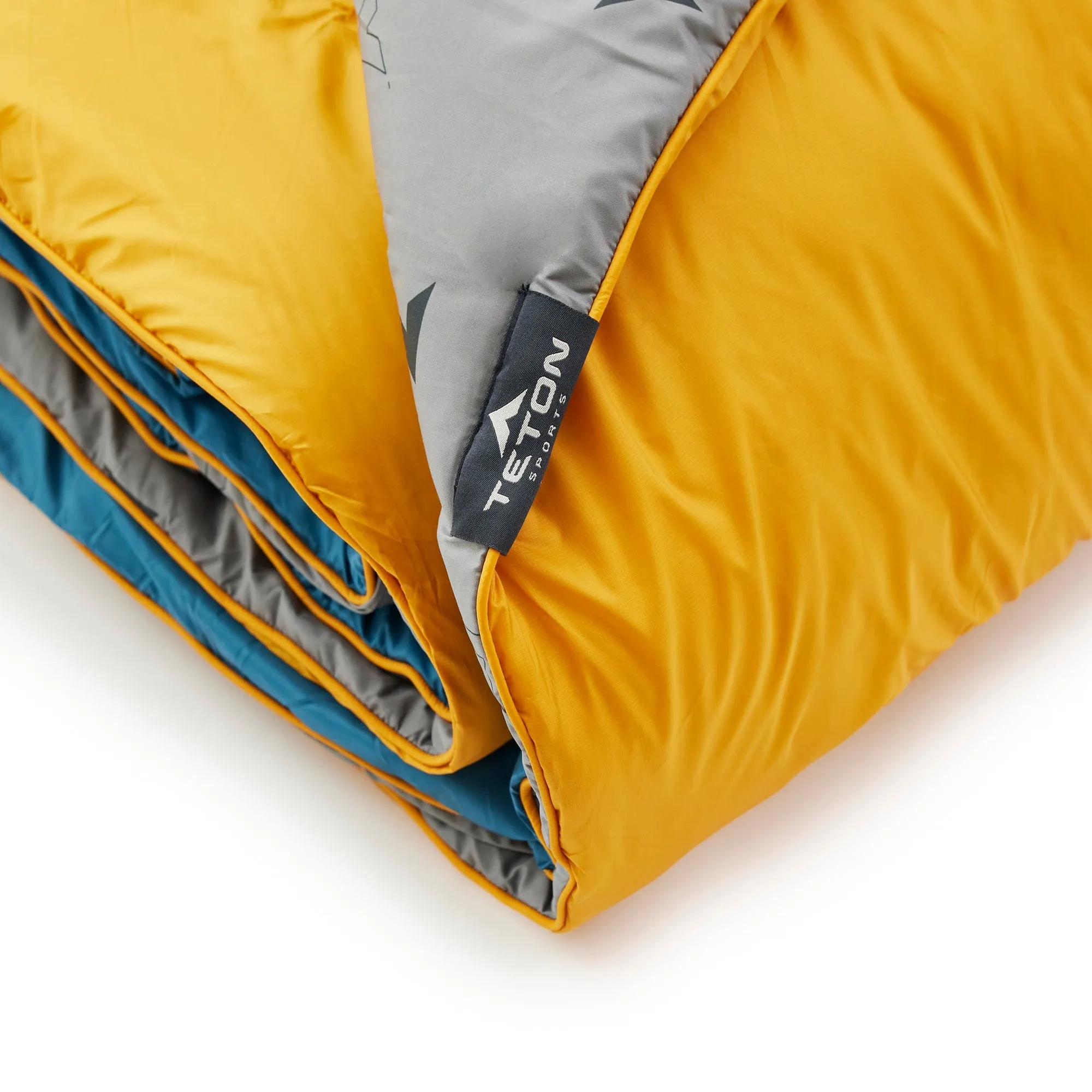 Acadia Mammoth Two-Person Outdoor Camp Blanket