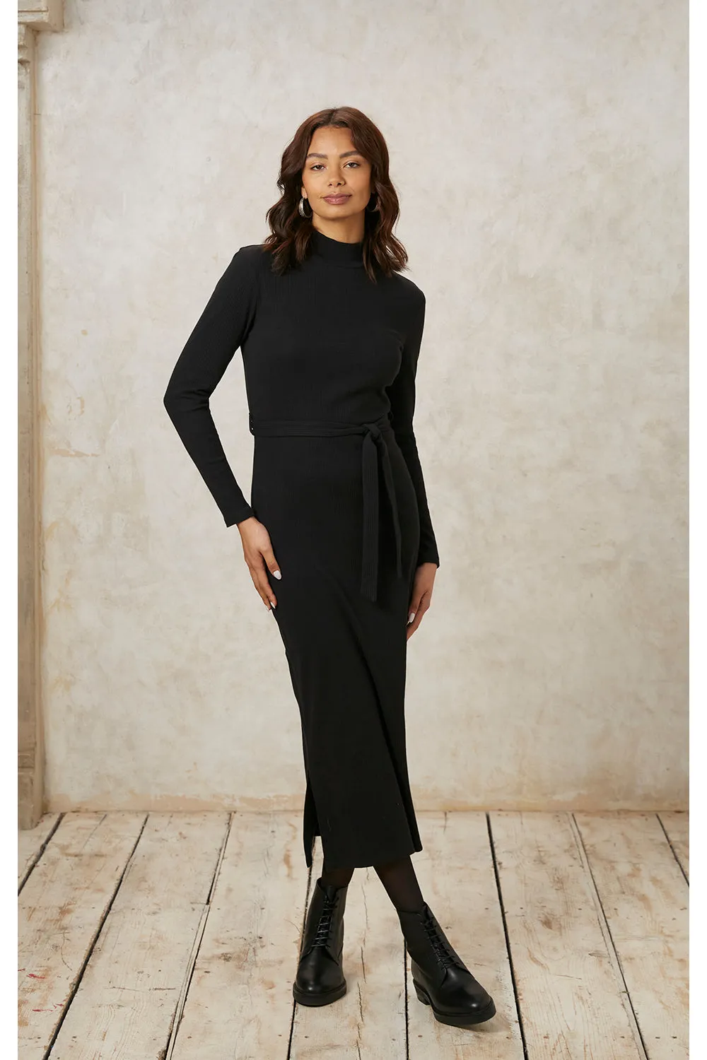 Corey Rib Midi Dress in Black