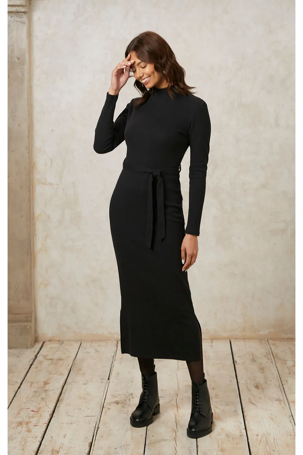 Corey Rib Midi Dress in Black