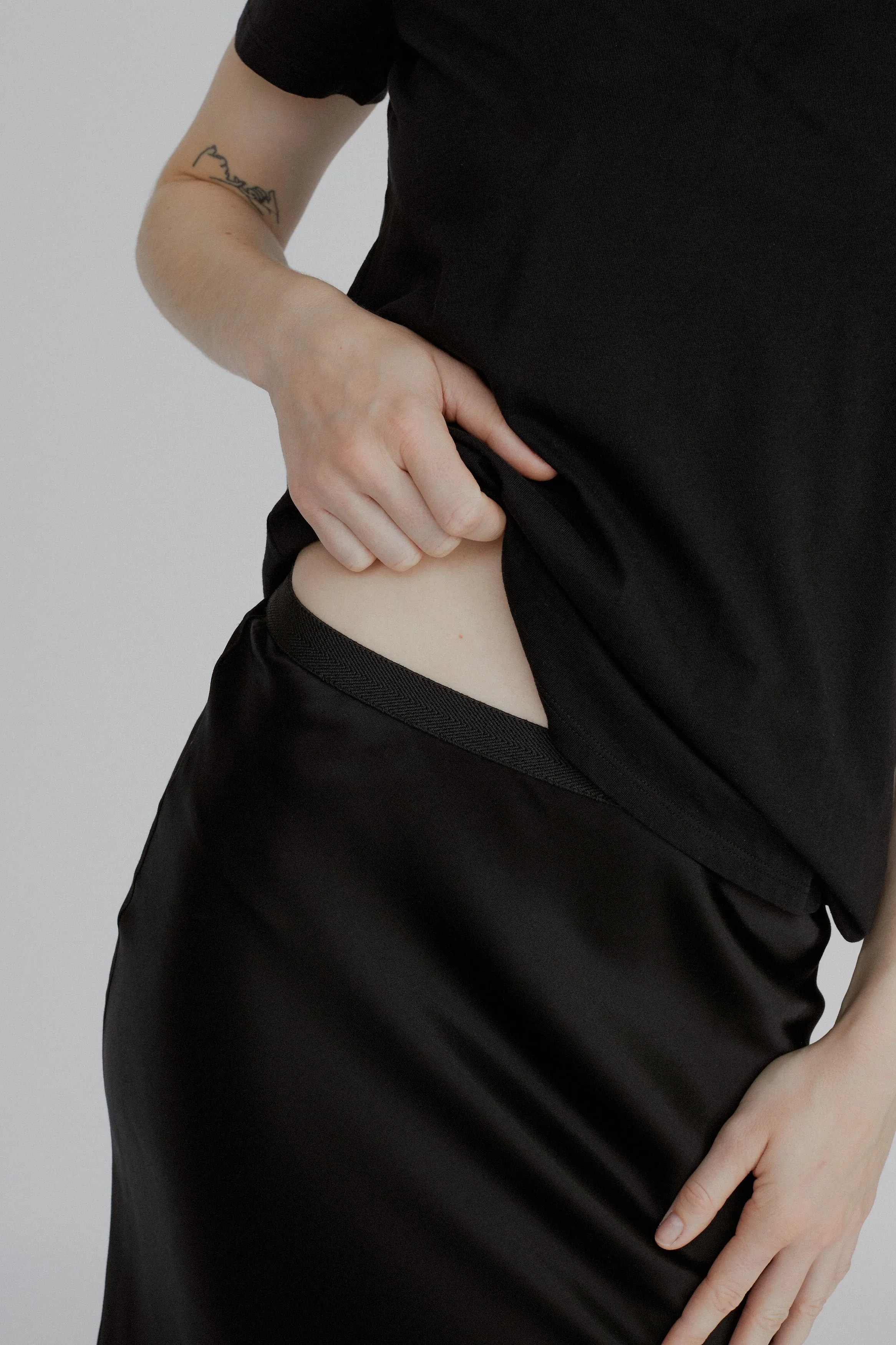 Flora Skirt - Black