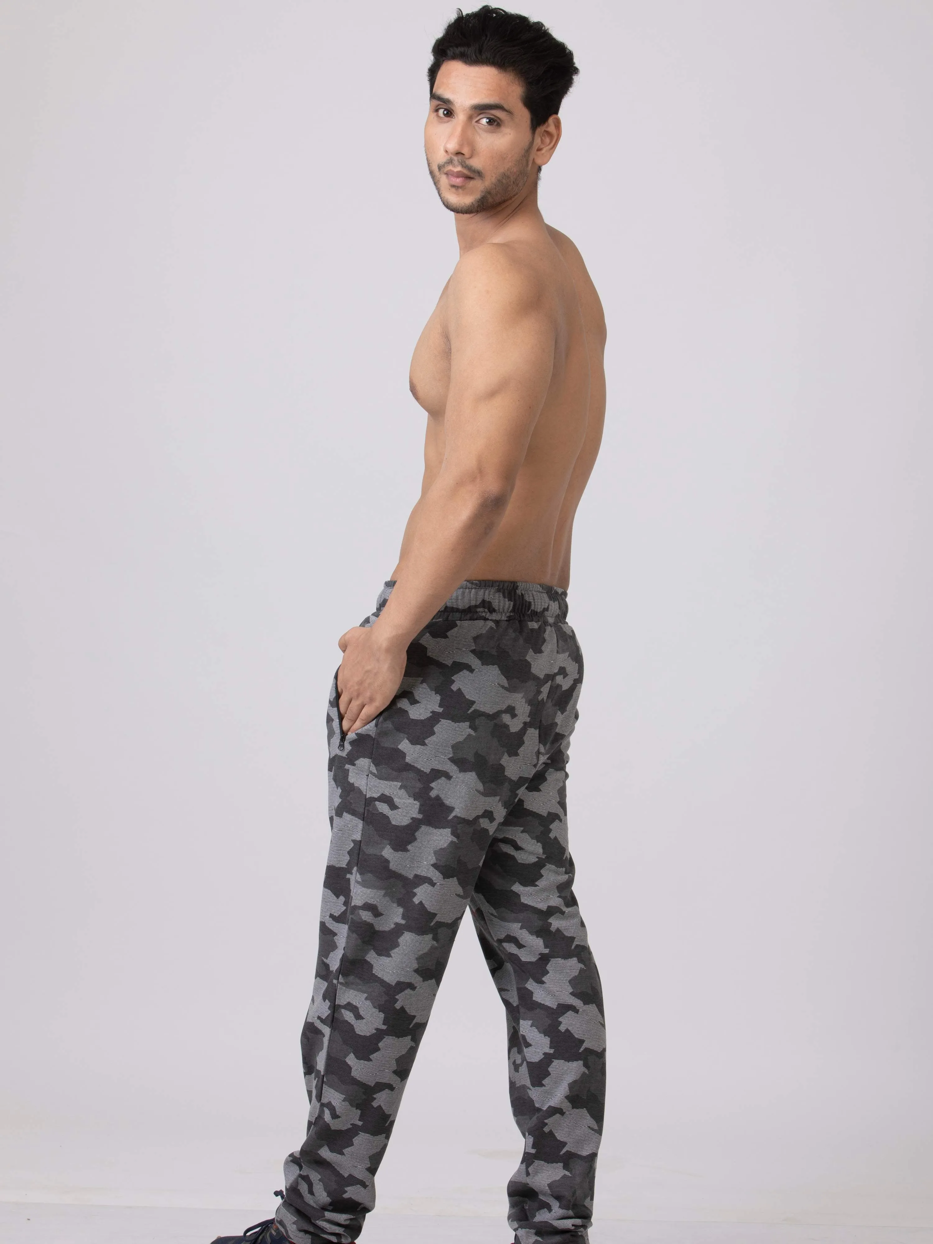 Go Commando Men's camouflage  Jogger Pant