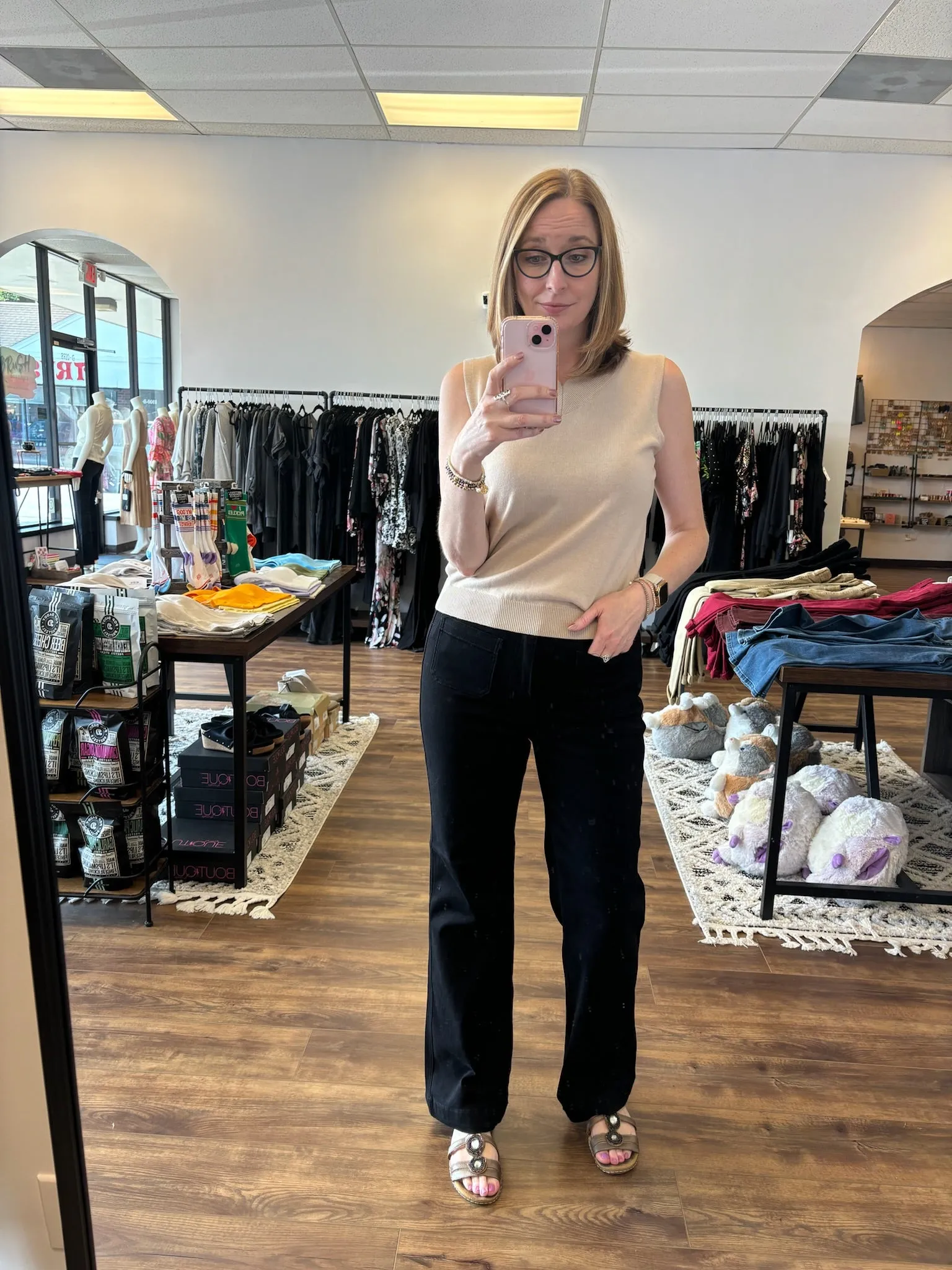 Judy Blue - Black Patch Pocket Straight Leg Jeans