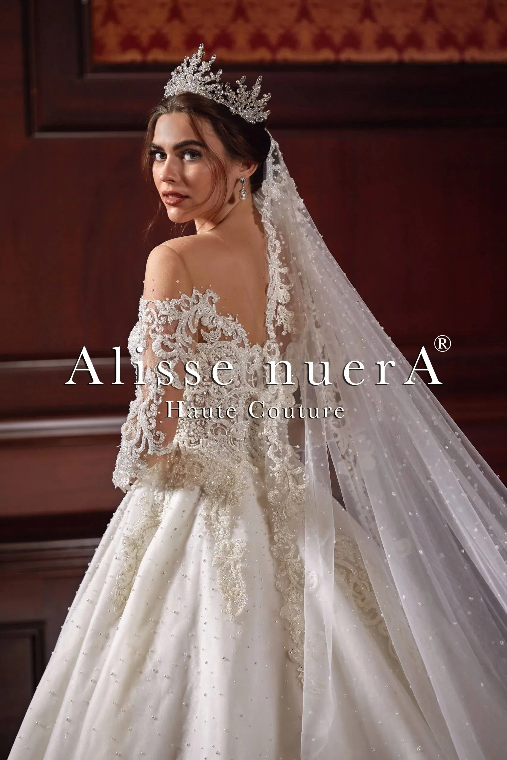 Pearl White Sparkling Bridal Dress with Pearl Stone Beaded Tulle Sleeves