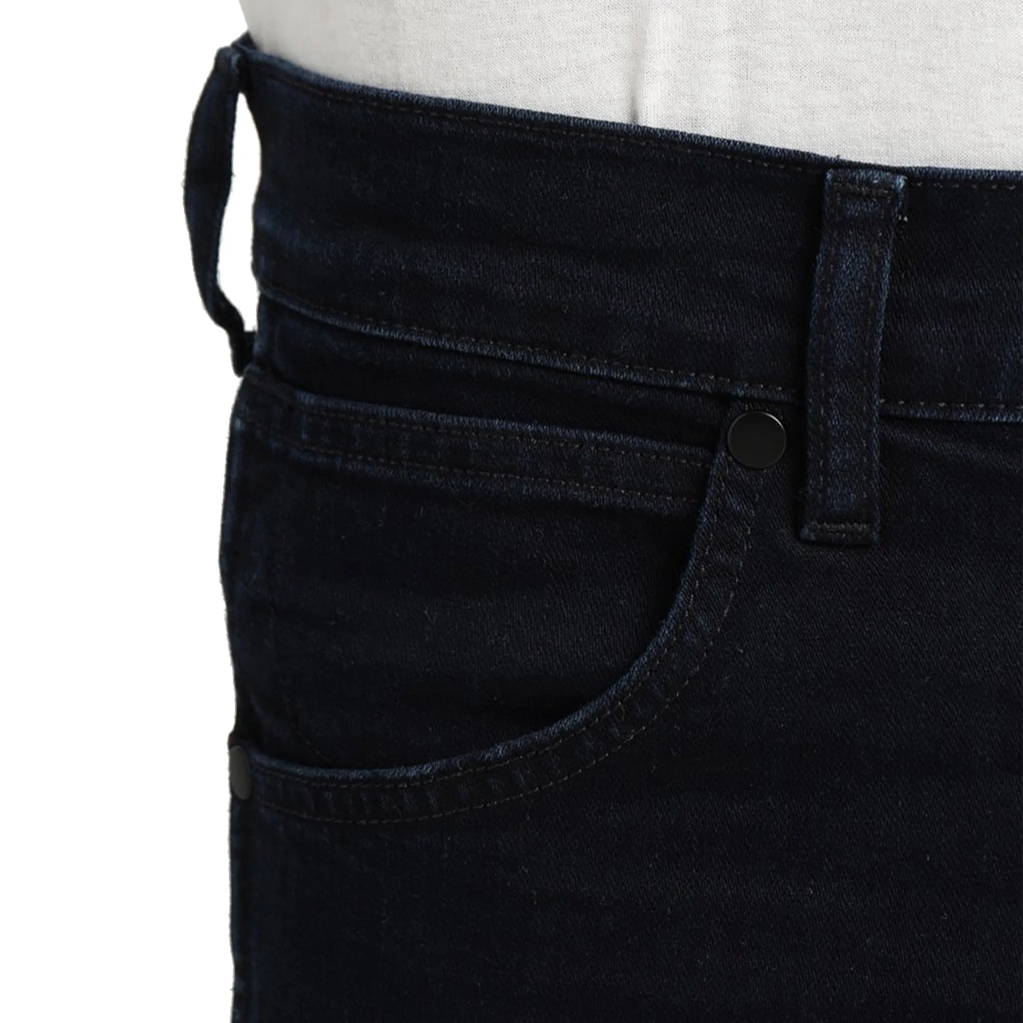 Certainly! Heres an optimized product title for the e-commerce listing:

Wrangler Mens Greensboro Stretch Jeans - Black Back Finish

This title includes descriptive modifiers like Mens to specify the target audience and Finish to suggest a particular style or treatment.